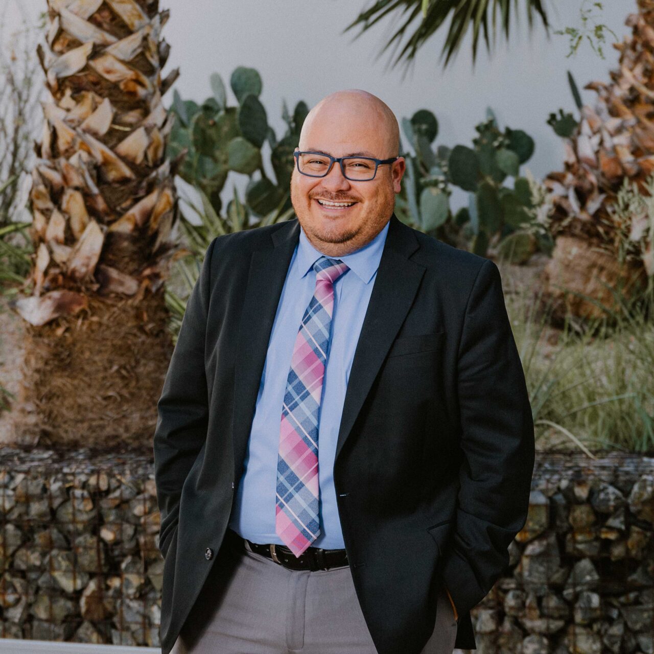 Profile of Leo Mendez