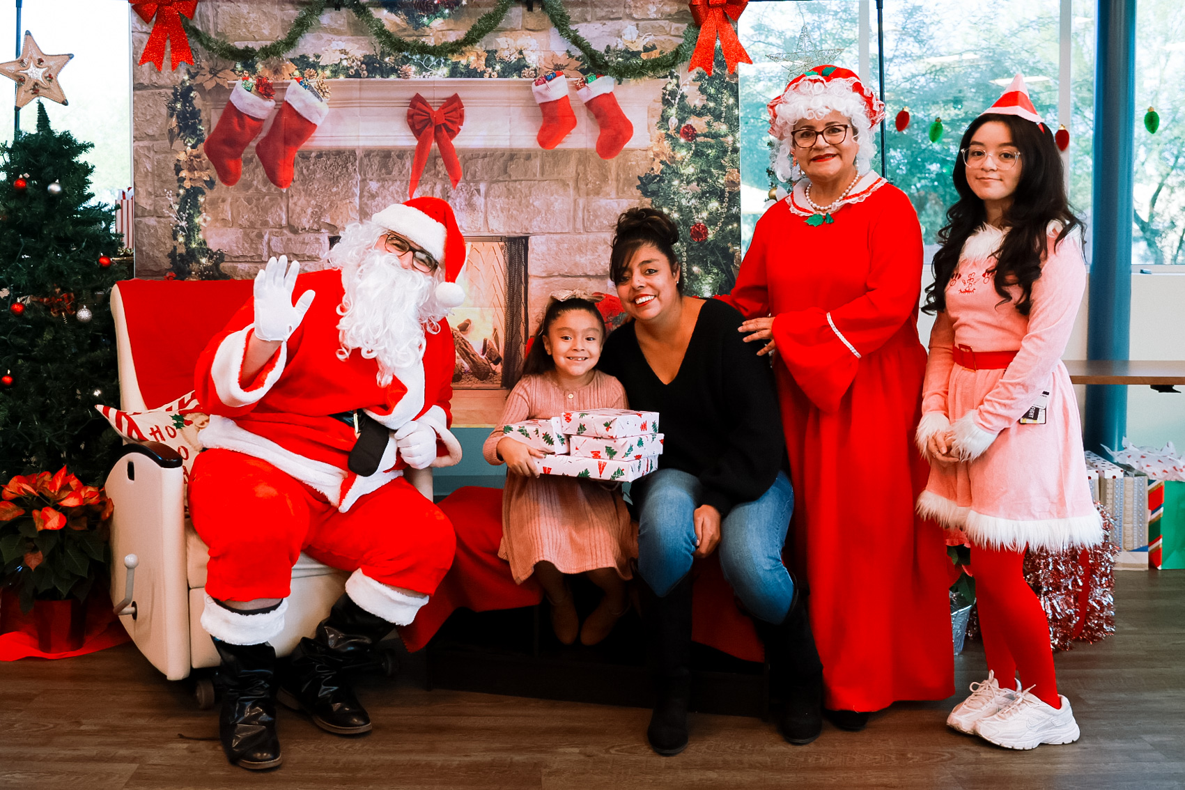 Families at Adelante's Breakfast with Santa